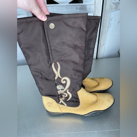 Timberland Western Style Knee High Puffer Boots Size 8 Women’s - Picture 2 of 5